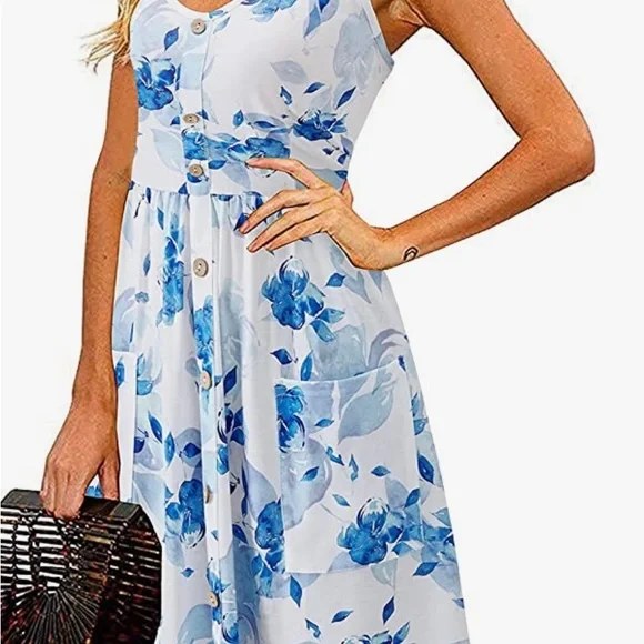 White dress with blue flowers perfect for summer vacation - Picture 3 of 6